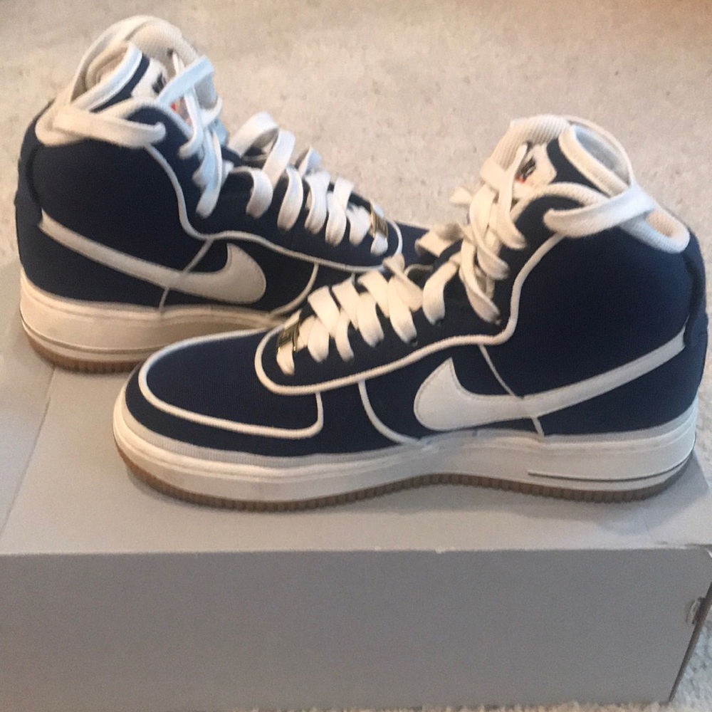 Air Force 1 High - Nike Air